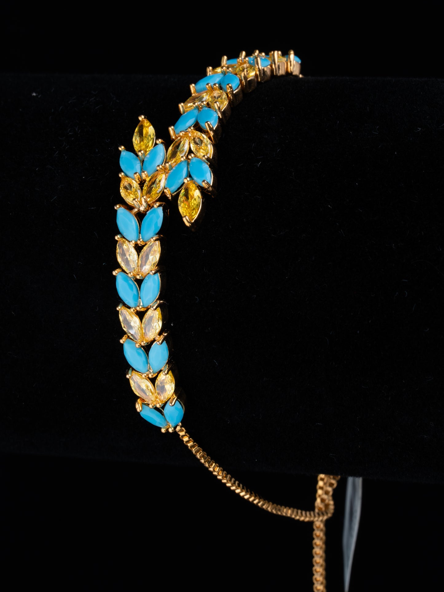 Leafy dream bracelet